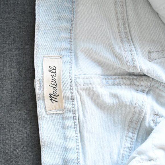 Madewell Size 26 The Perfect Vintage Wide-Leg Crop Jean with Raw Hem | Size 26 - Picture 8 of 12